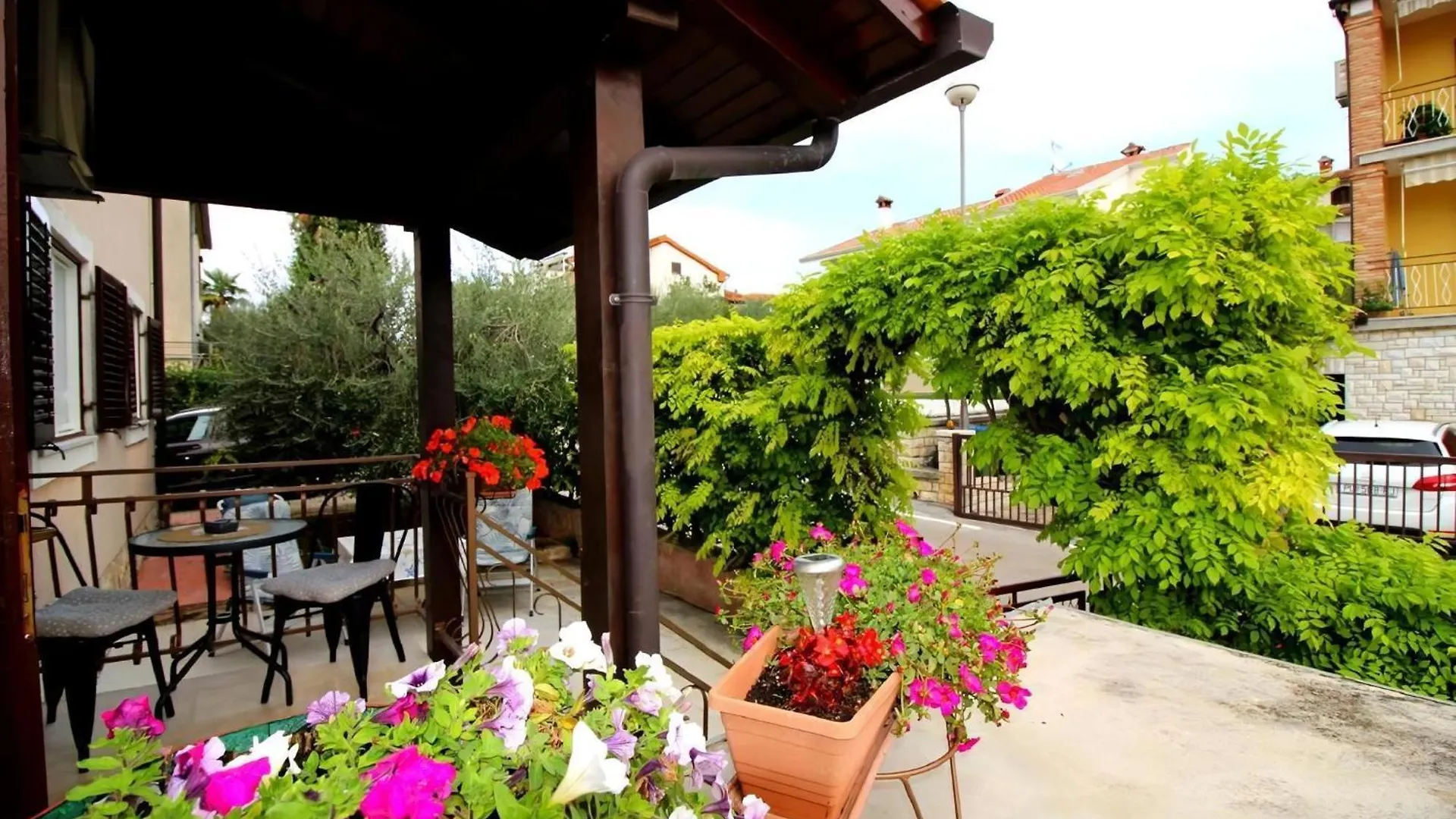 Ferienwohnung Aurora Mit Parkplatz In Strandnaehe Porec Apartment
